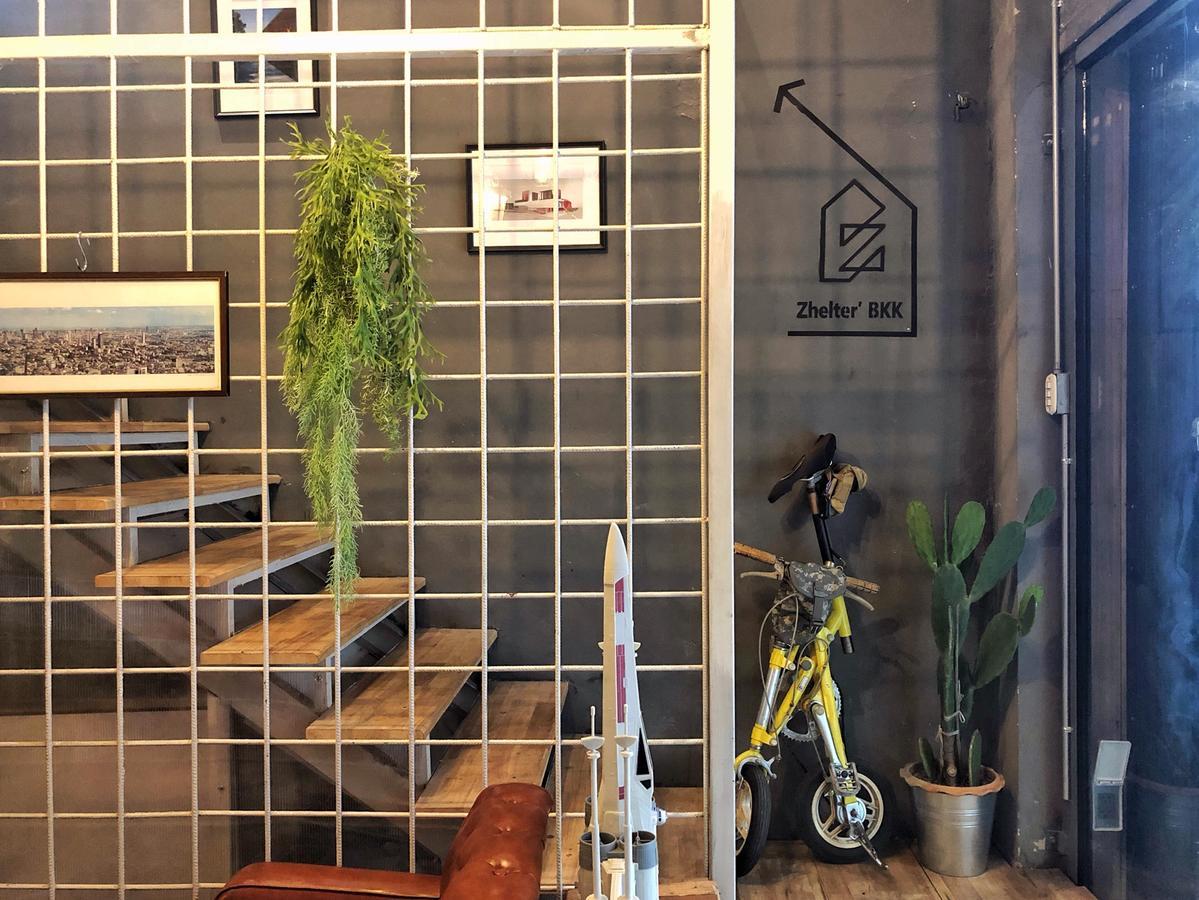 Zhelter'Bkk Hostel Банкок Екстериор снимка
